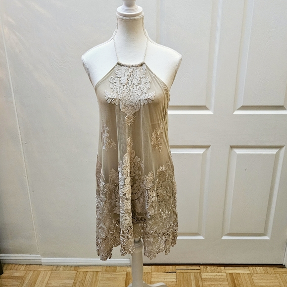 NEW SKY Cocktail Backless Nude Tan Lace Layered Halter Mini Dress S - Picture 10 of 10